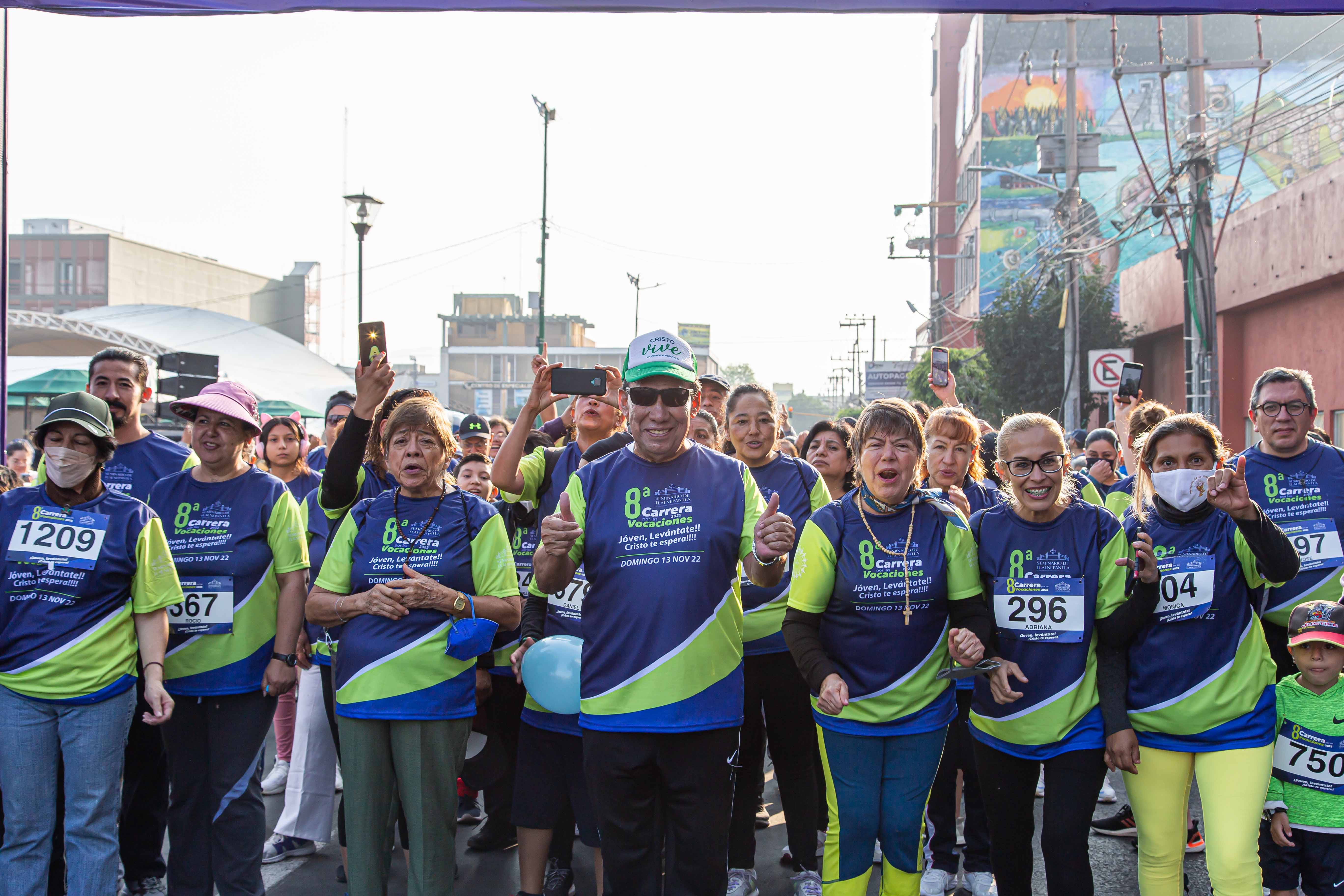 ¡Joven, levántate, Cristo te espera!