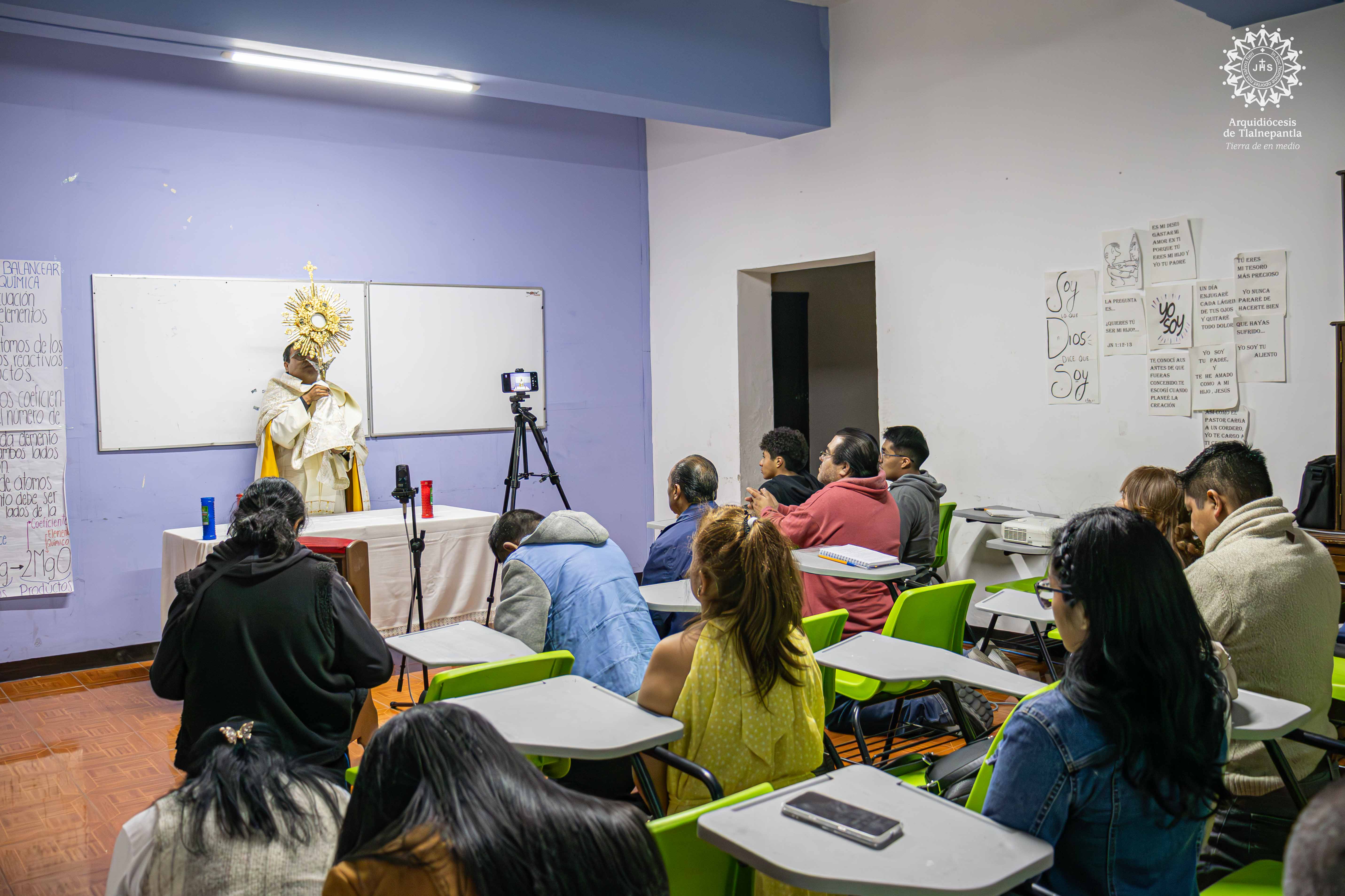 REUNIÓN MENSUAL DE COMUNICADORES PARROQUIALES